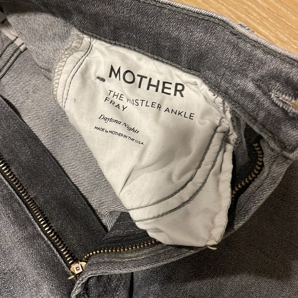 Like new - Picture 2 of 3